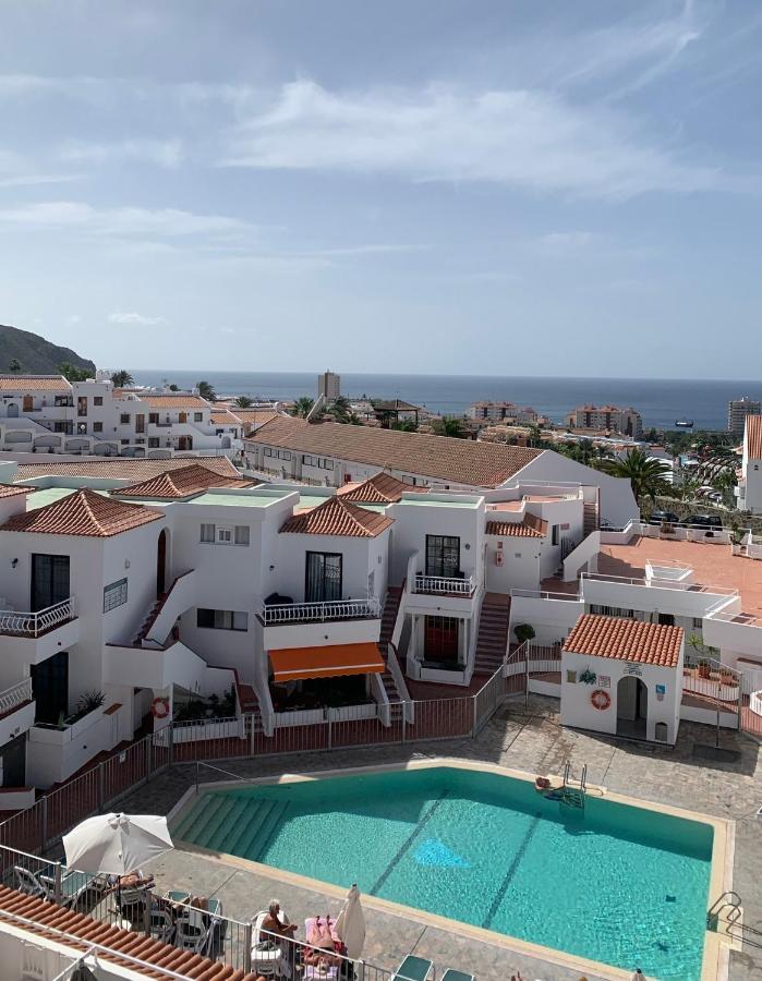 Luxury Diamantes One Bedroom Apartment *